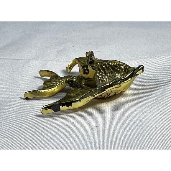 Vintage Jewelry Gold Tone Angelfish Brooch Pin 2.5" - Picture 11 of 16